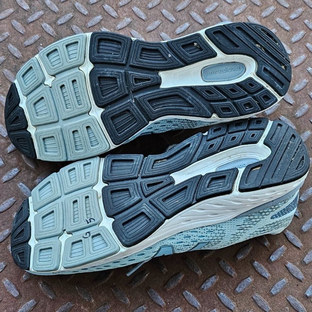 New Balance Women Sneaker Athletic Running Lace Up Sport Shoes Size 9.5 41EU - Picture 7 of 11